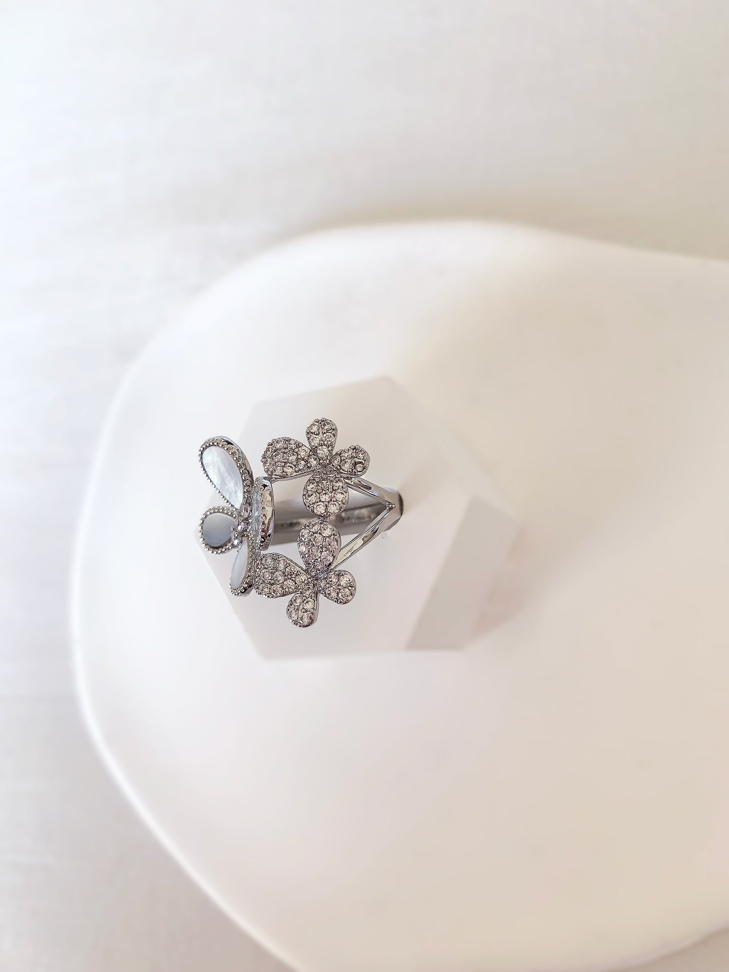 Silver Papillon Pearl