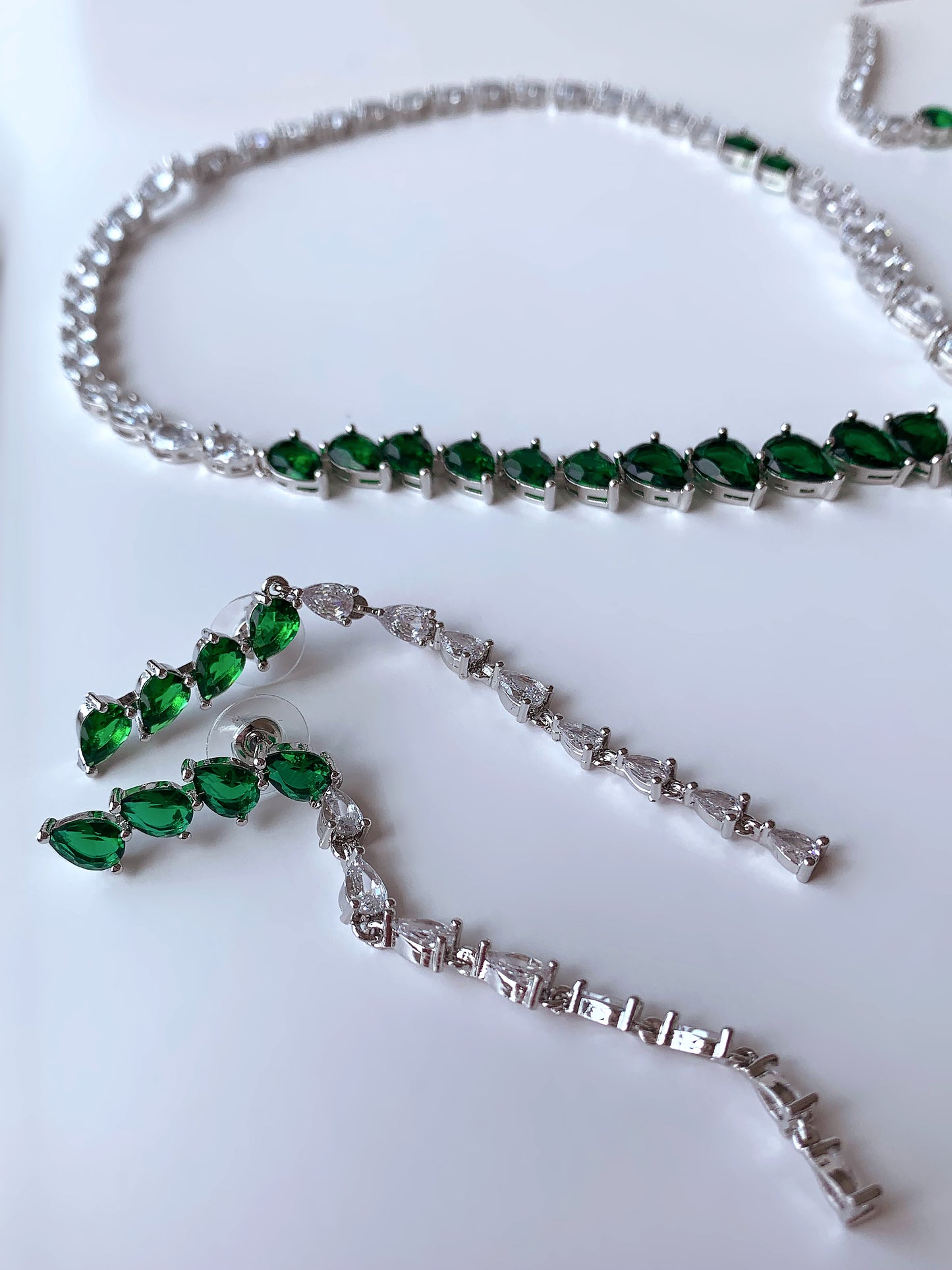 Dazzle Green
