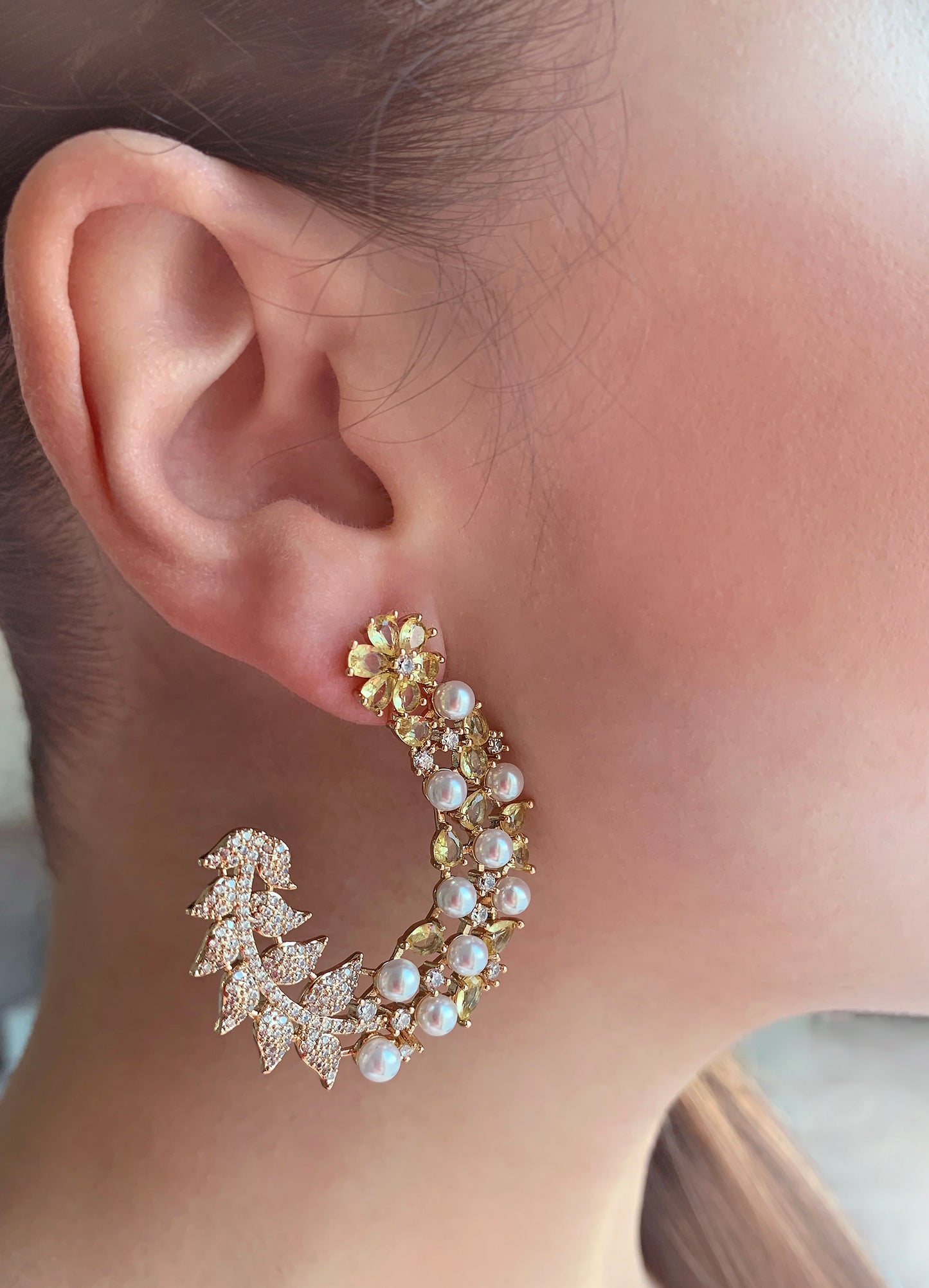 Evve Yellow Jasmine Earrings