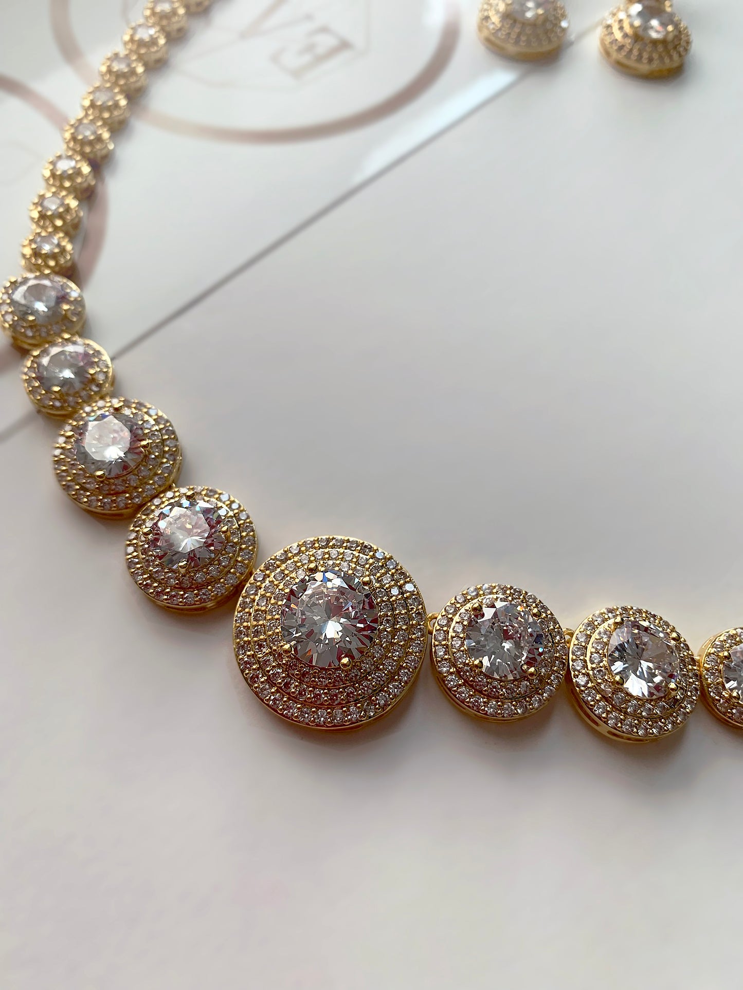 Diamoon Set