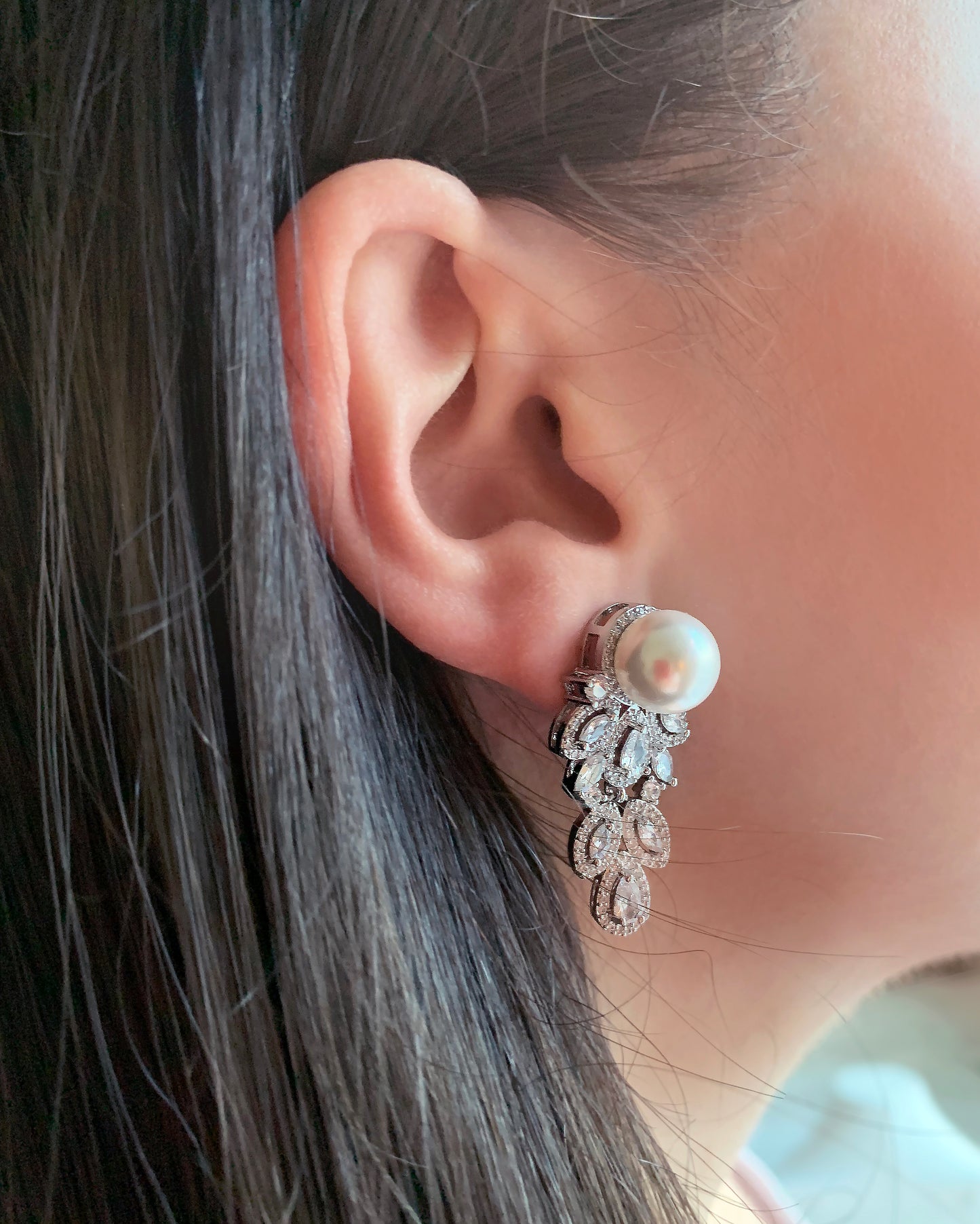 Queen Pearl Earrings