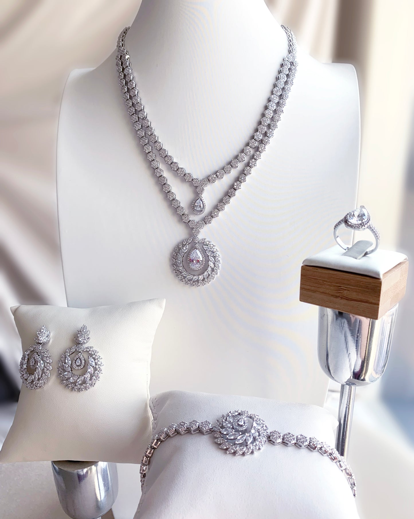 The Greek set