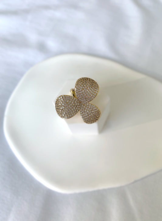 Éclat Petal Gold