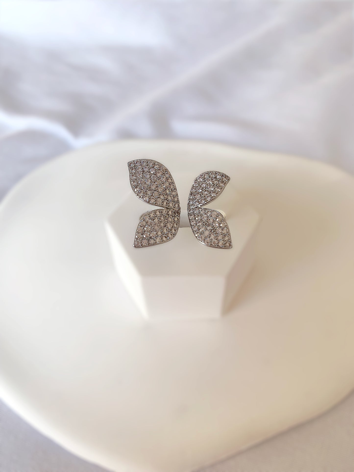 Silver Petal Spark
