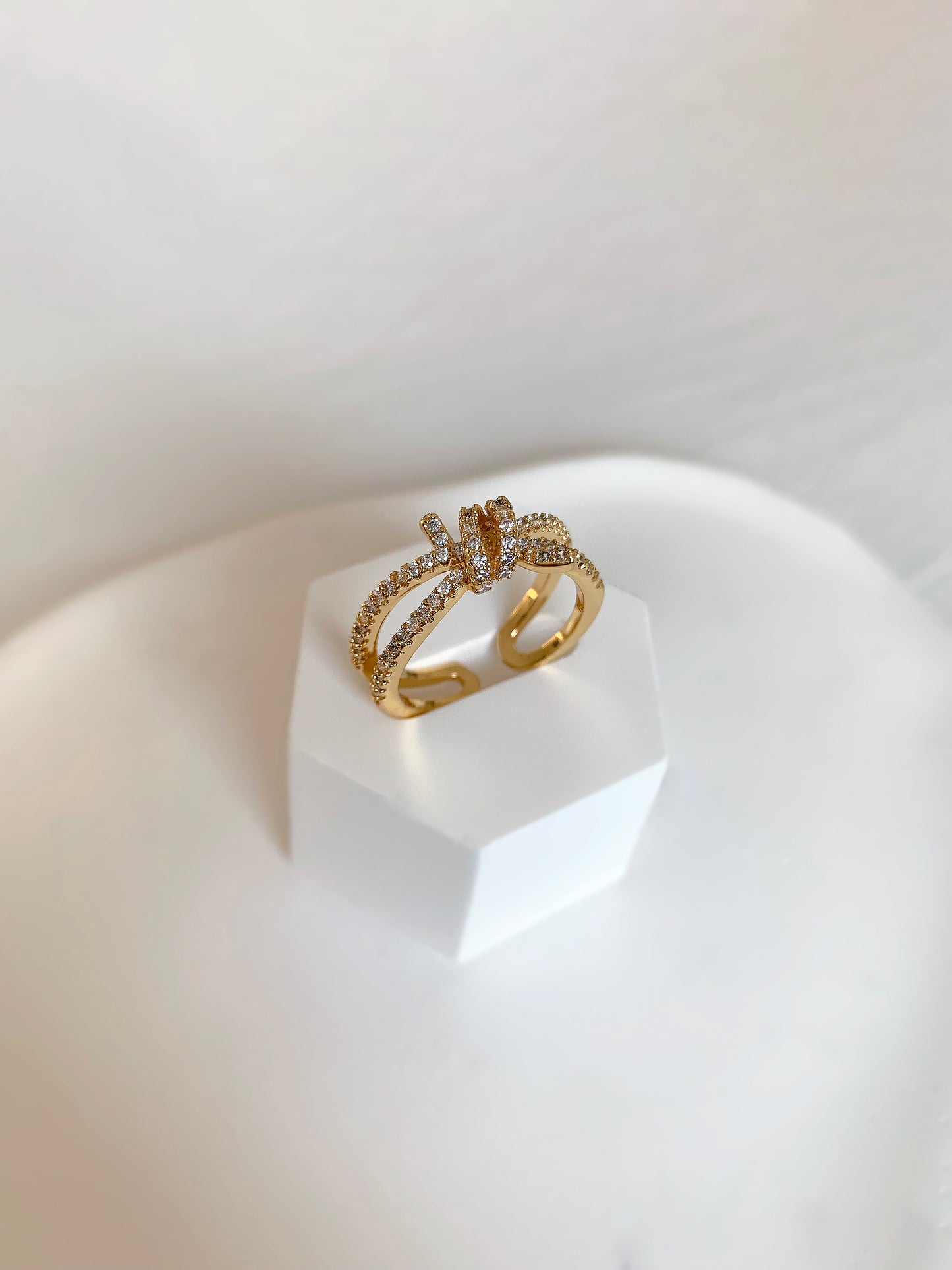 Gold Dragonfly Whisper