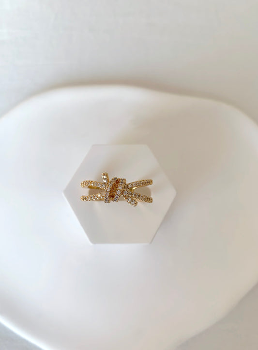 Gold Dragonfly Whisper