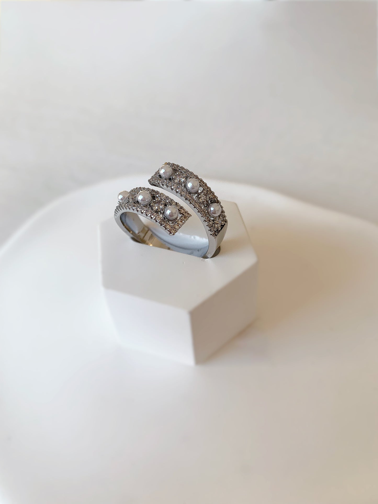 Lumière Pearl Silver