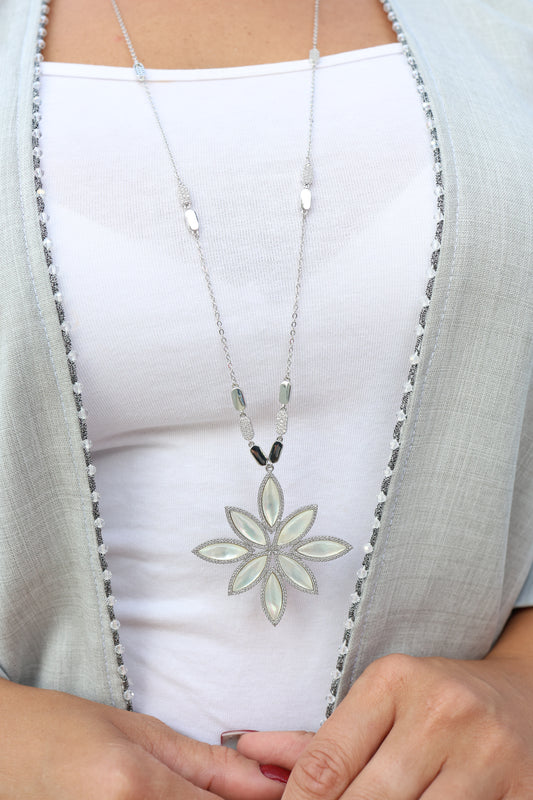 Opaline Petals Silver