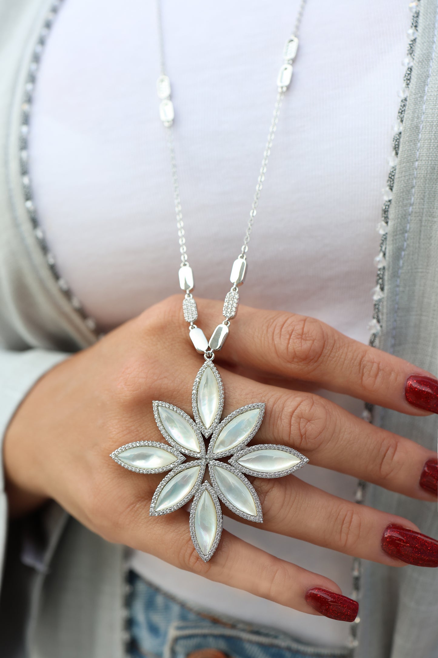 Opaline Petals Silver