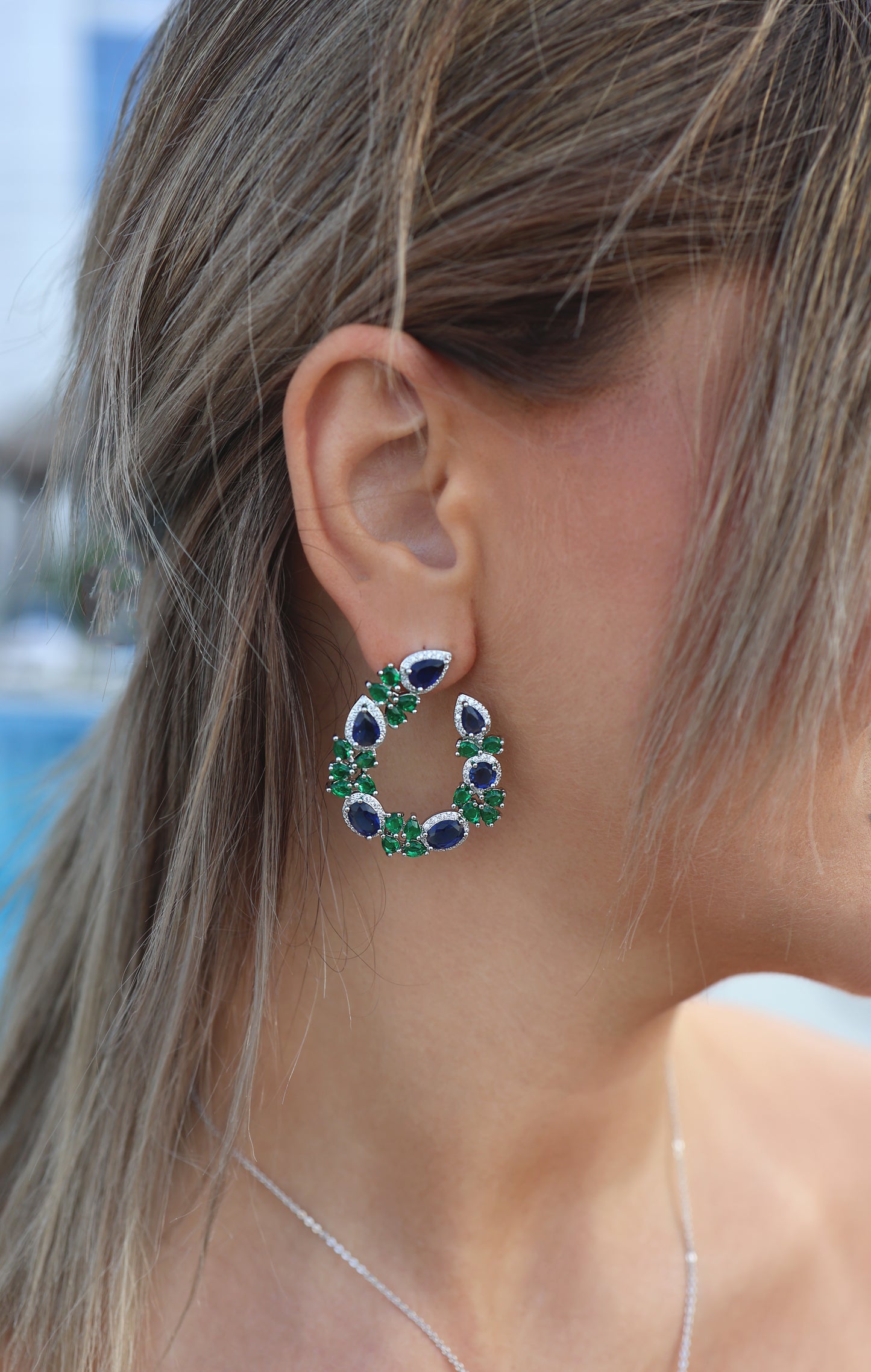 <tc>آن بيوتي بلو</tc>