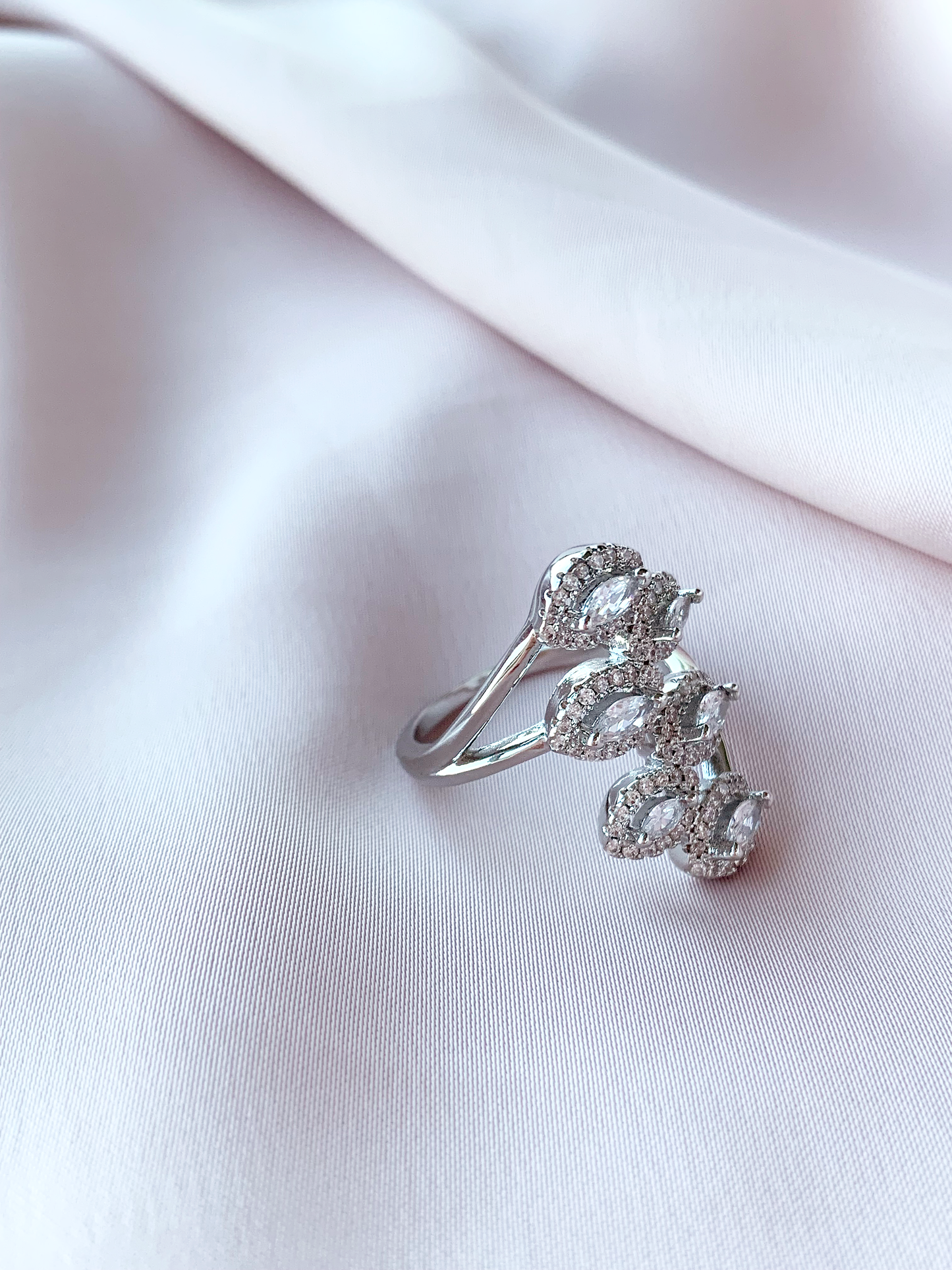 Leaves Ring