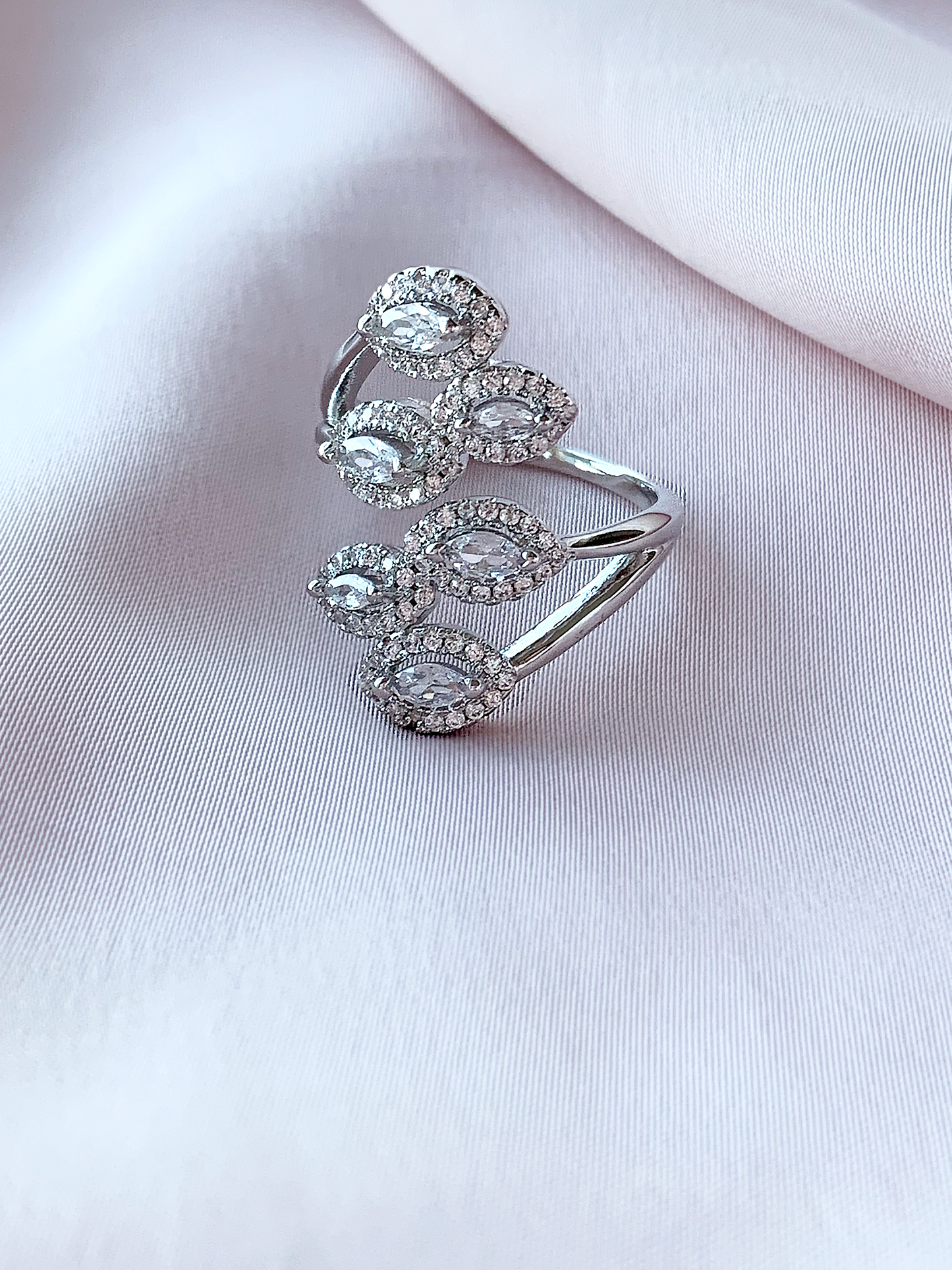 Leaves Ring