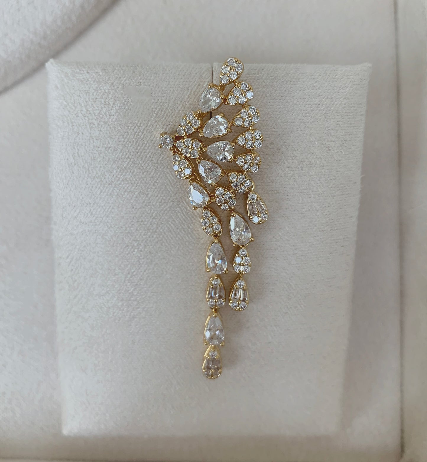 Royal Pearl Bloom