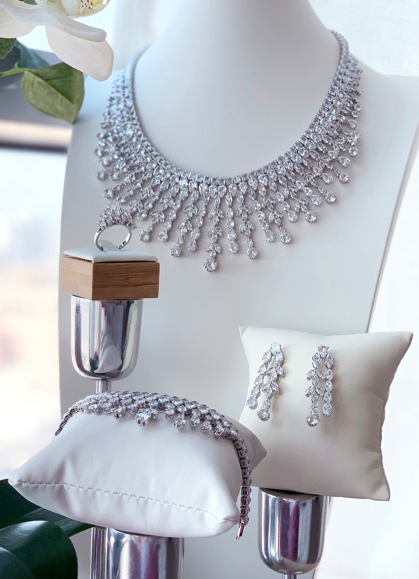 The Crystal Bridal Set